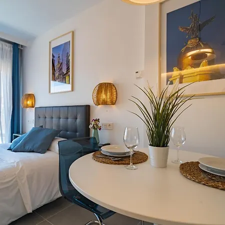 Edificio Santiago By Plaza Mayor شقة باياذوليد